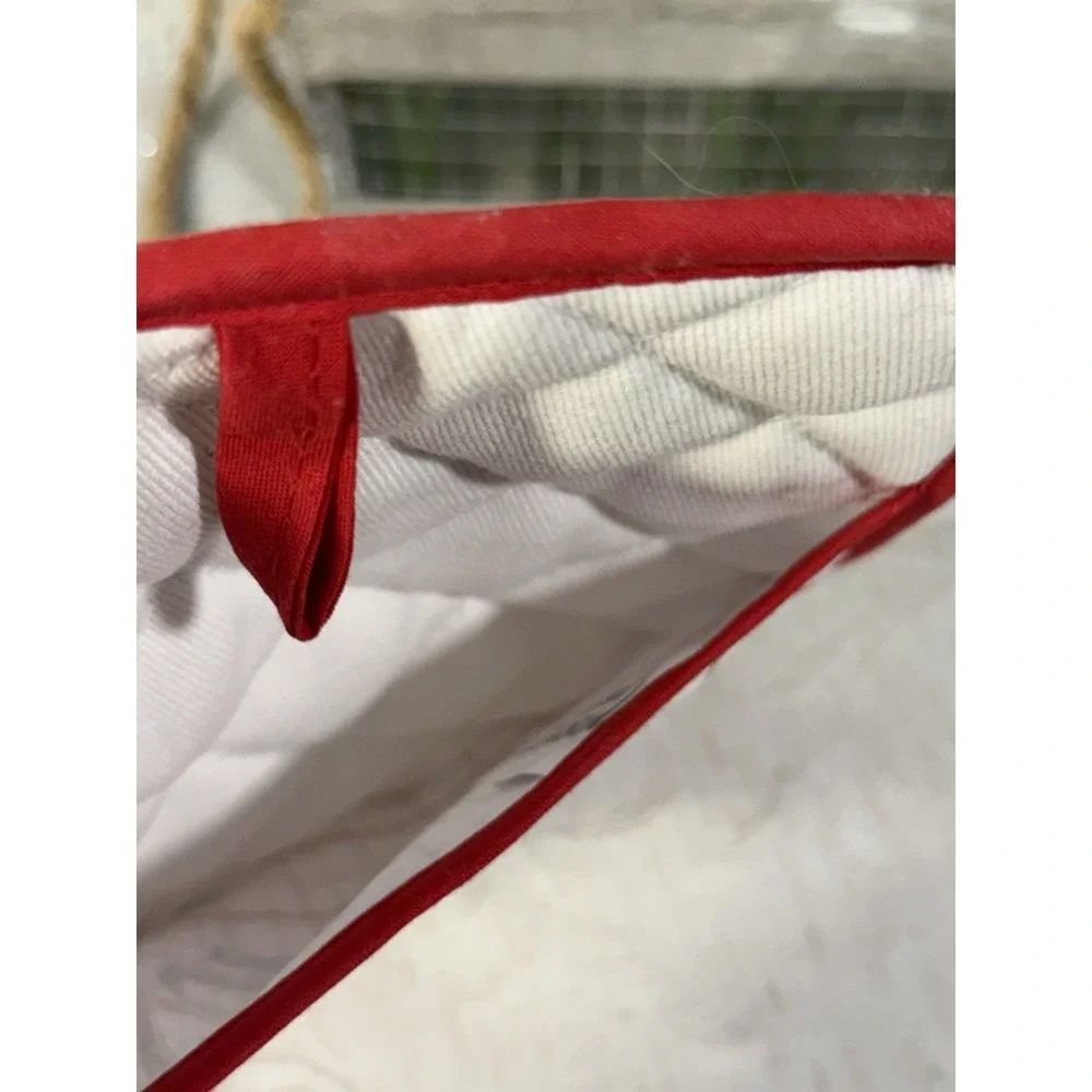 Mason Craft&More Red White Grid Quilted Kitchen Potholders Set of 2 Retro Style